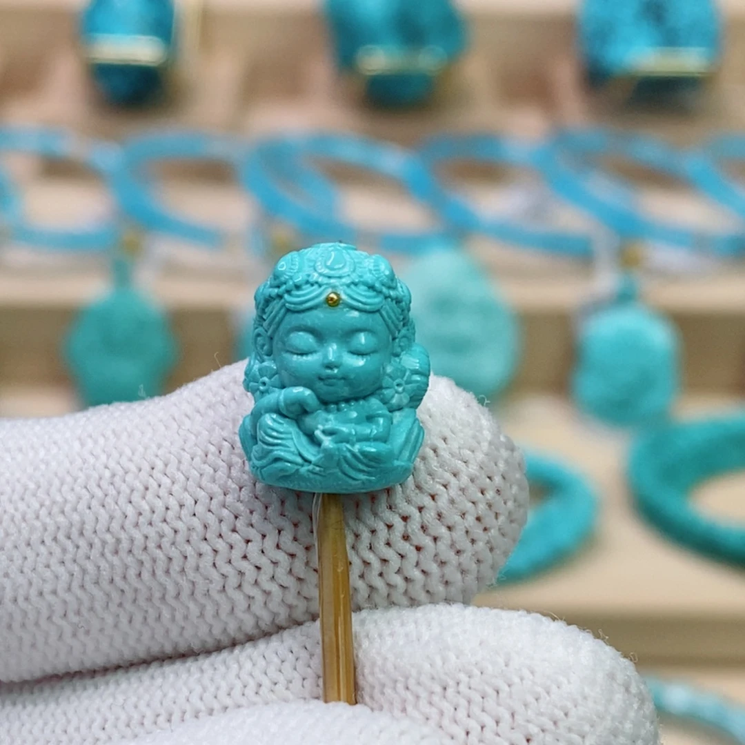 绿松石未镶嵌珠宝奇石