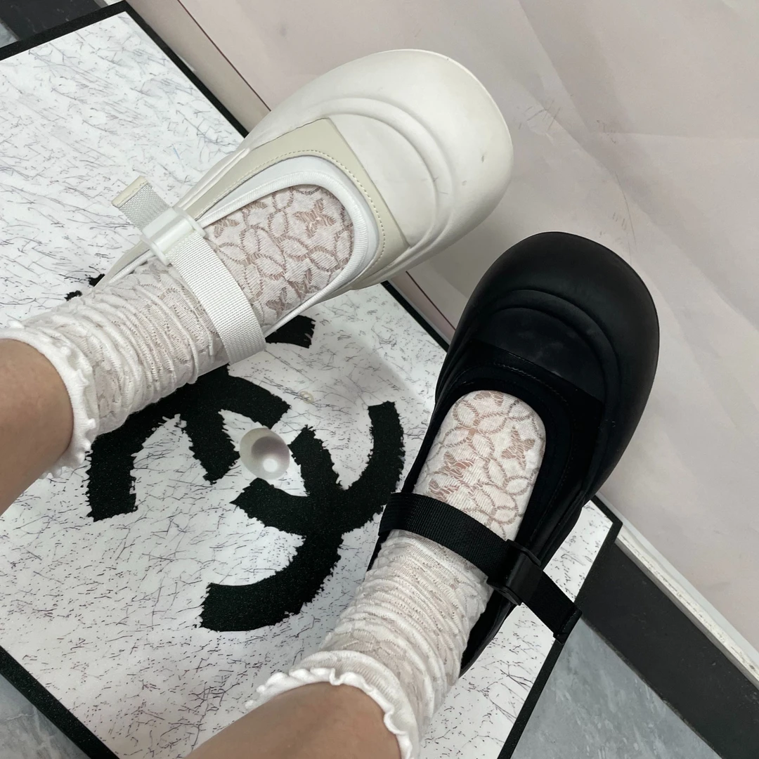 67058法娜微40-43大码女鞋厚底一脚蹬休闲豆豆鞋