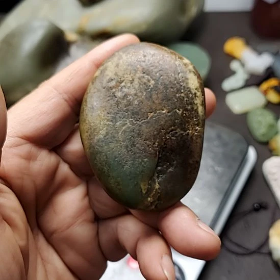 和田玉（糖玉）未镶嵌挂件