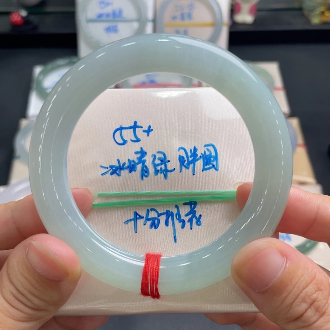 未镶嵌手镯翡翠翡翠手镯