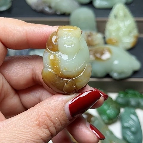 和田玉颈饰未镶嵌知****6