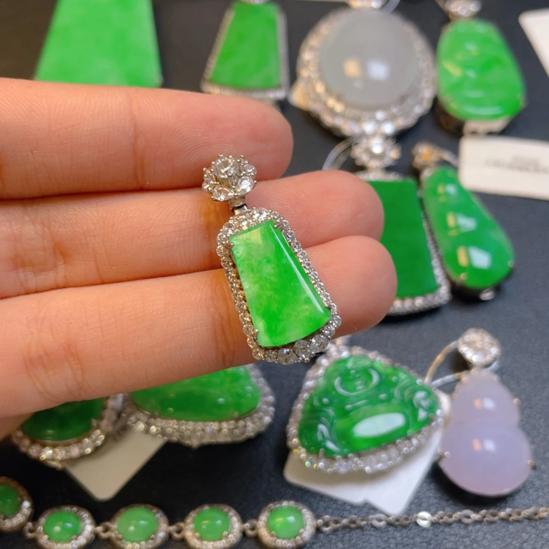 翡翠银S925镶嵌颈饰