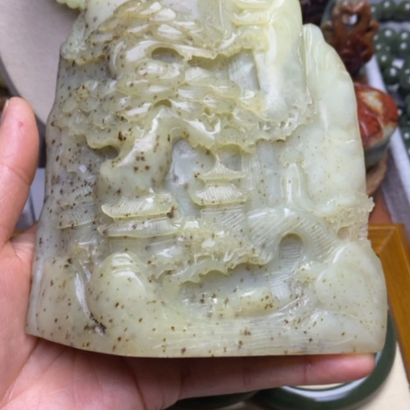 【闪购商品】未镶嵌和田玉把件龍*