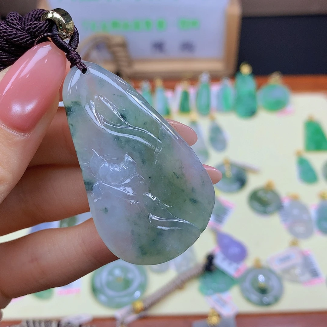 颈饰未镶嵌翡翠翡翠