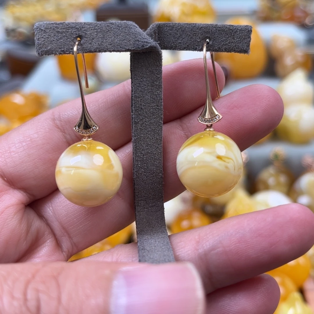 蜜蜡18K金镶嵌珠宝奇石