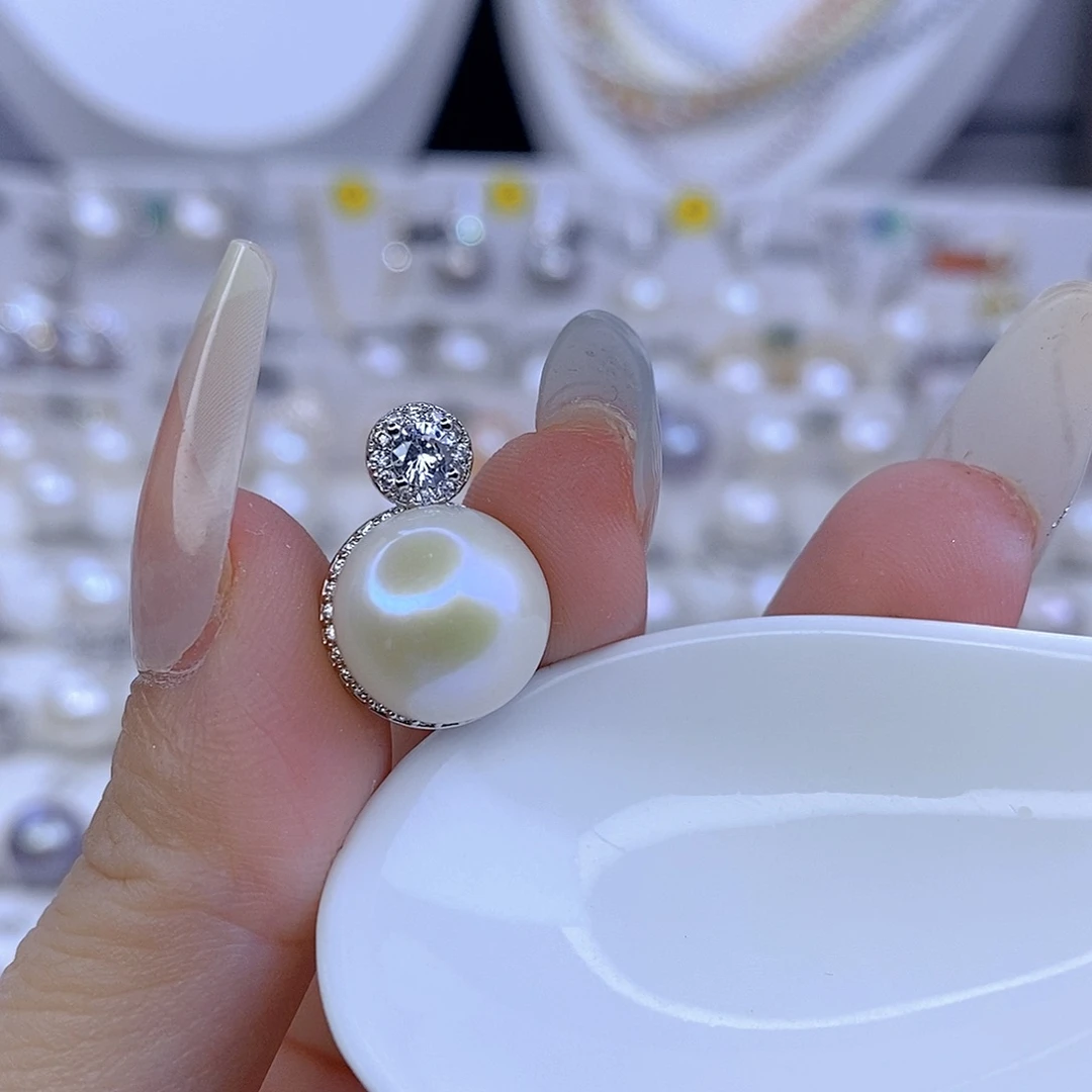 淡水珍珠合金颈饰