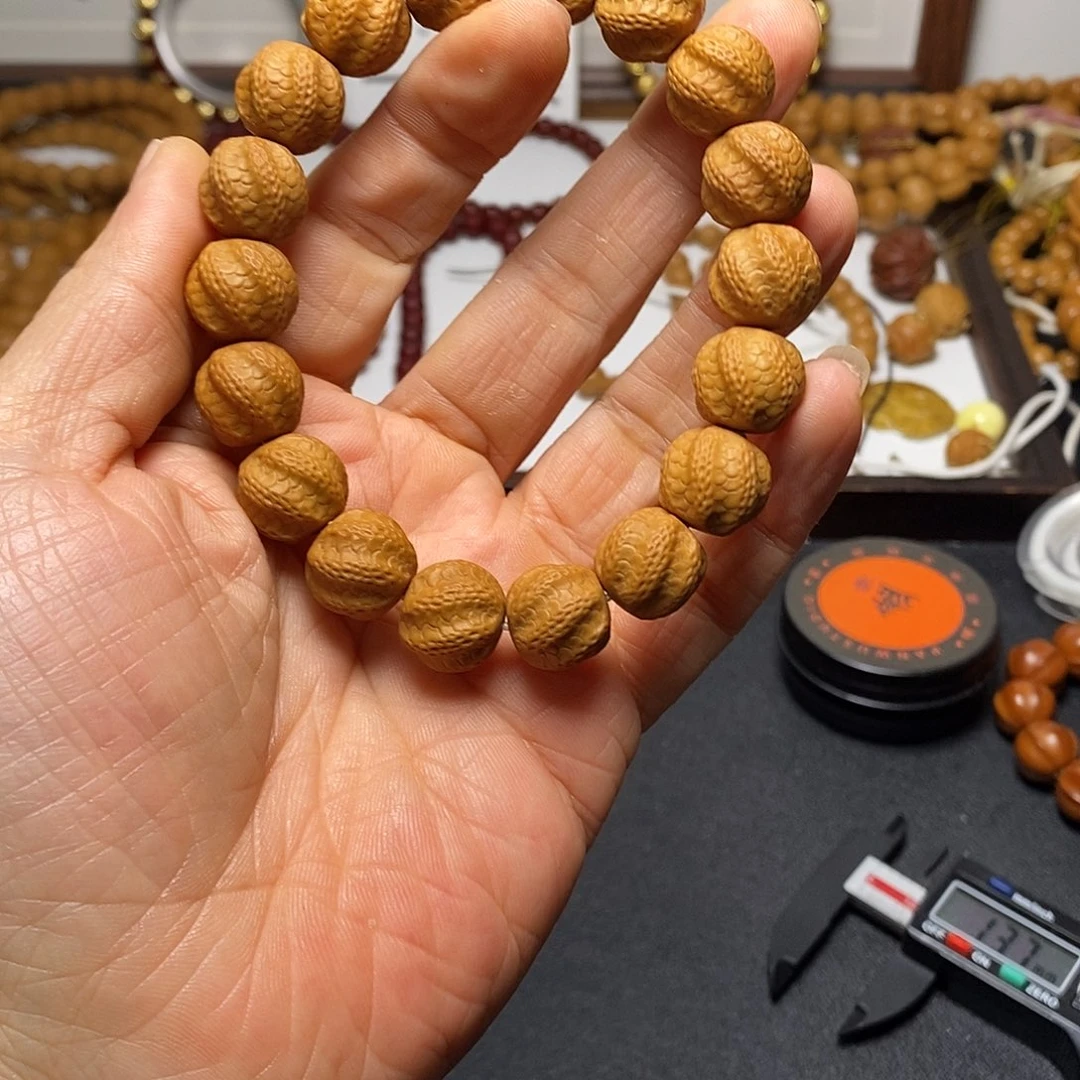 吊坠猴头核桃全品13左右灵蛇47号