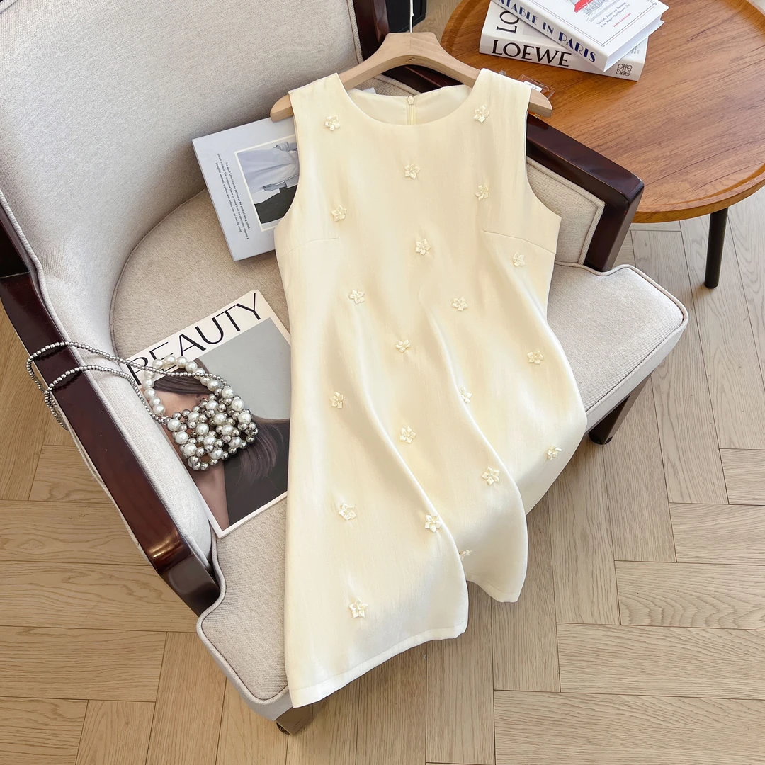 2025新款气质法式重工高级感连衣裙女夏季显瘦无袖短款裙子