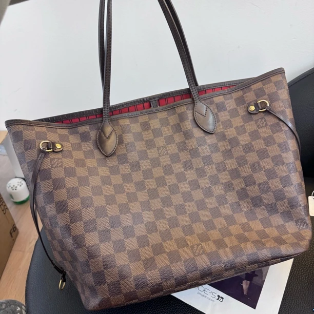 95新 LouisVuitton/路易威登 大麦中古/lv棋盘格nf中号/手提腋下