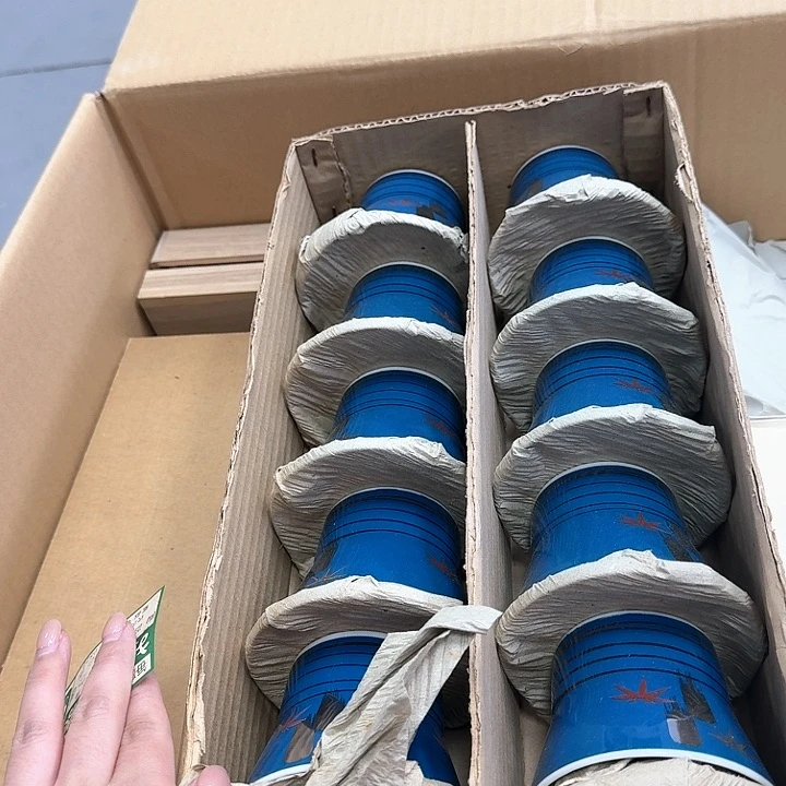 真*瓷器。   瓷器。