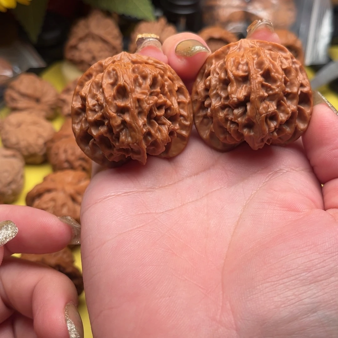 白***鲸吊坠桃核43苹果园文玩核桃