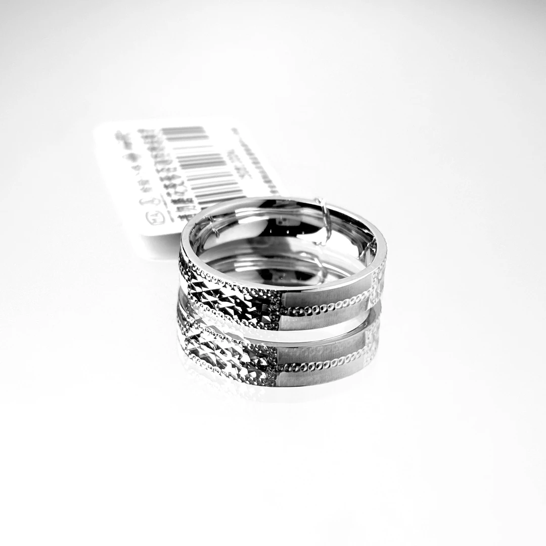 柴尔德珠宝铂金Pt950时尚潮流新款猫眼满天星戒指，固定圈口