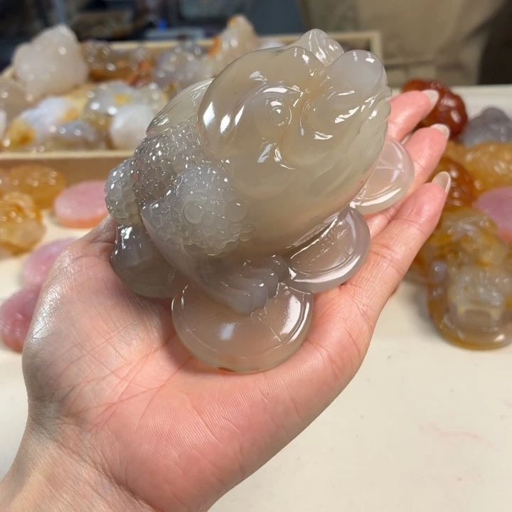 斯***类玛瑙/玉髓未镶嵌吊坠(不含链)