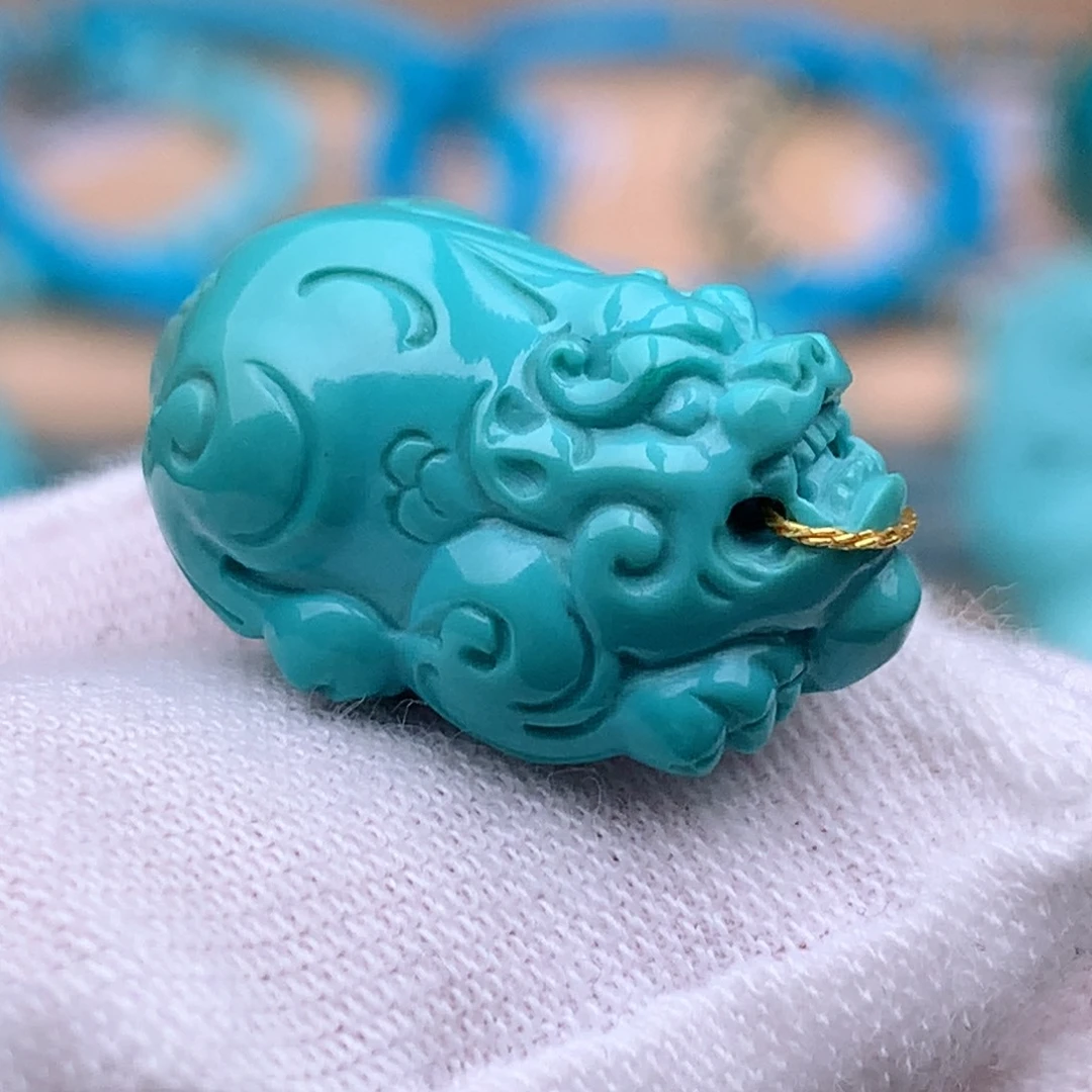 绿松石未镶嵌珠宝奇石