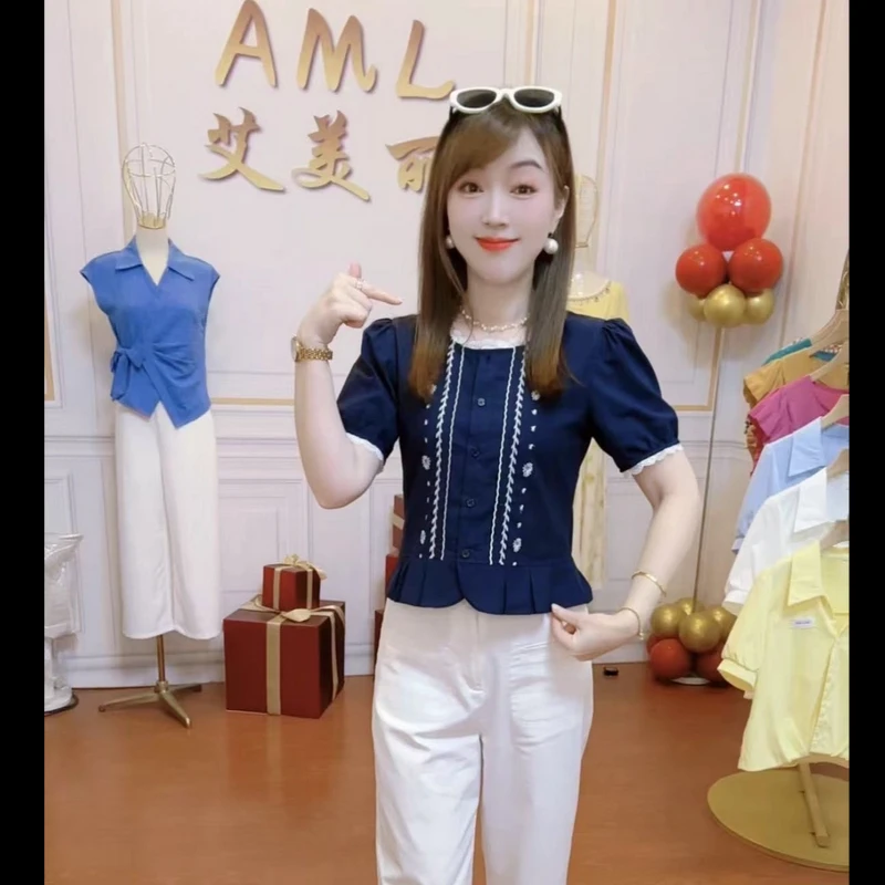 小个子文艺风重工撞色刺绣遮肚显瘦设计感夏季气质圆领减龄衬衫女