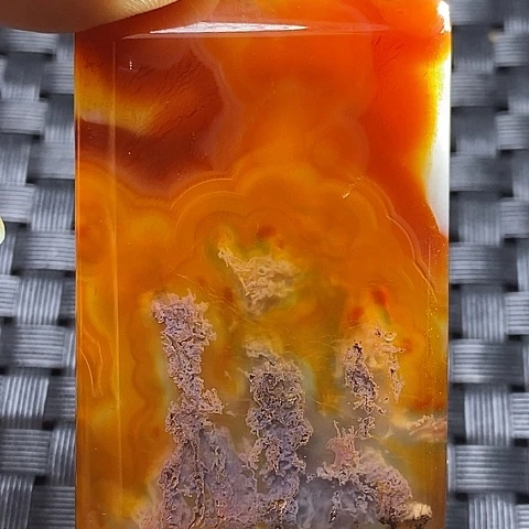 玛瑙/玉髓颈饰未镶嵌骑**忆