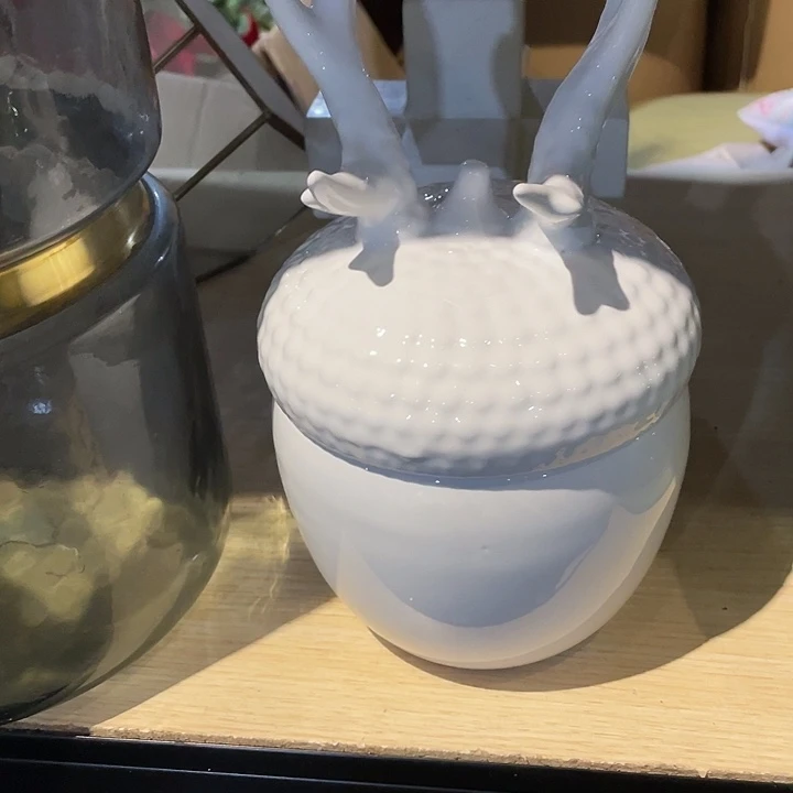 陶瓷花瓶部分（微瑕）