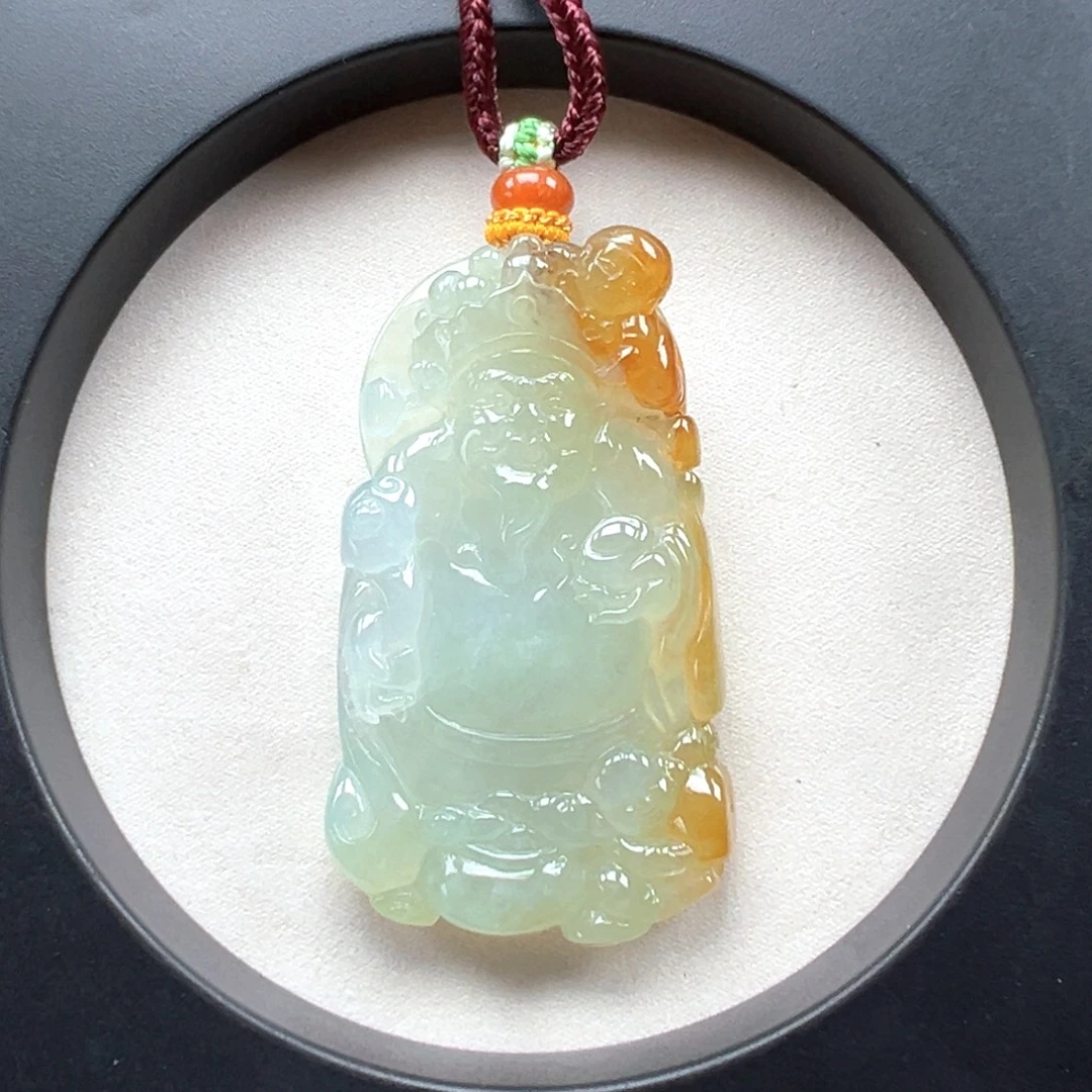 翡翠未镶嵌颈饰财神