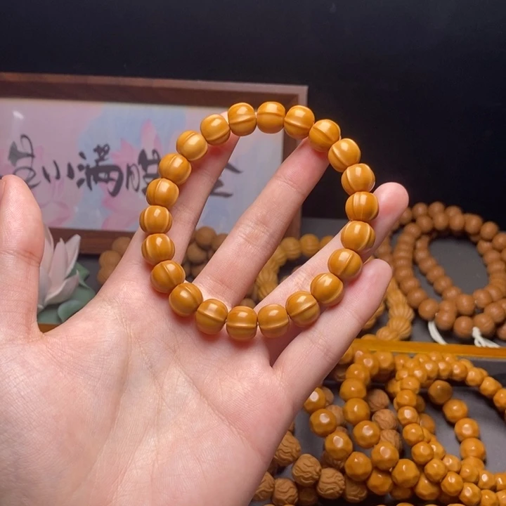 猴头核桃手串鲨鱼背