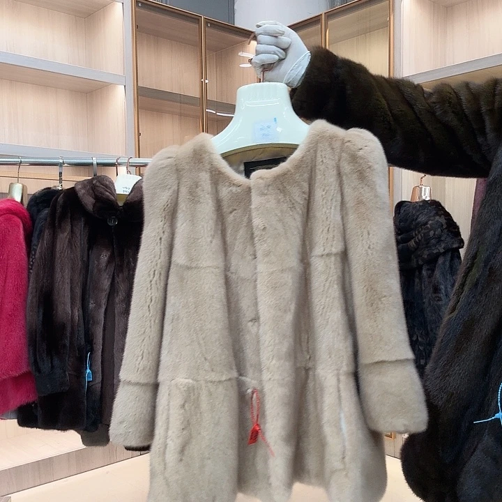 奶咖色圆领貂皮yh0016