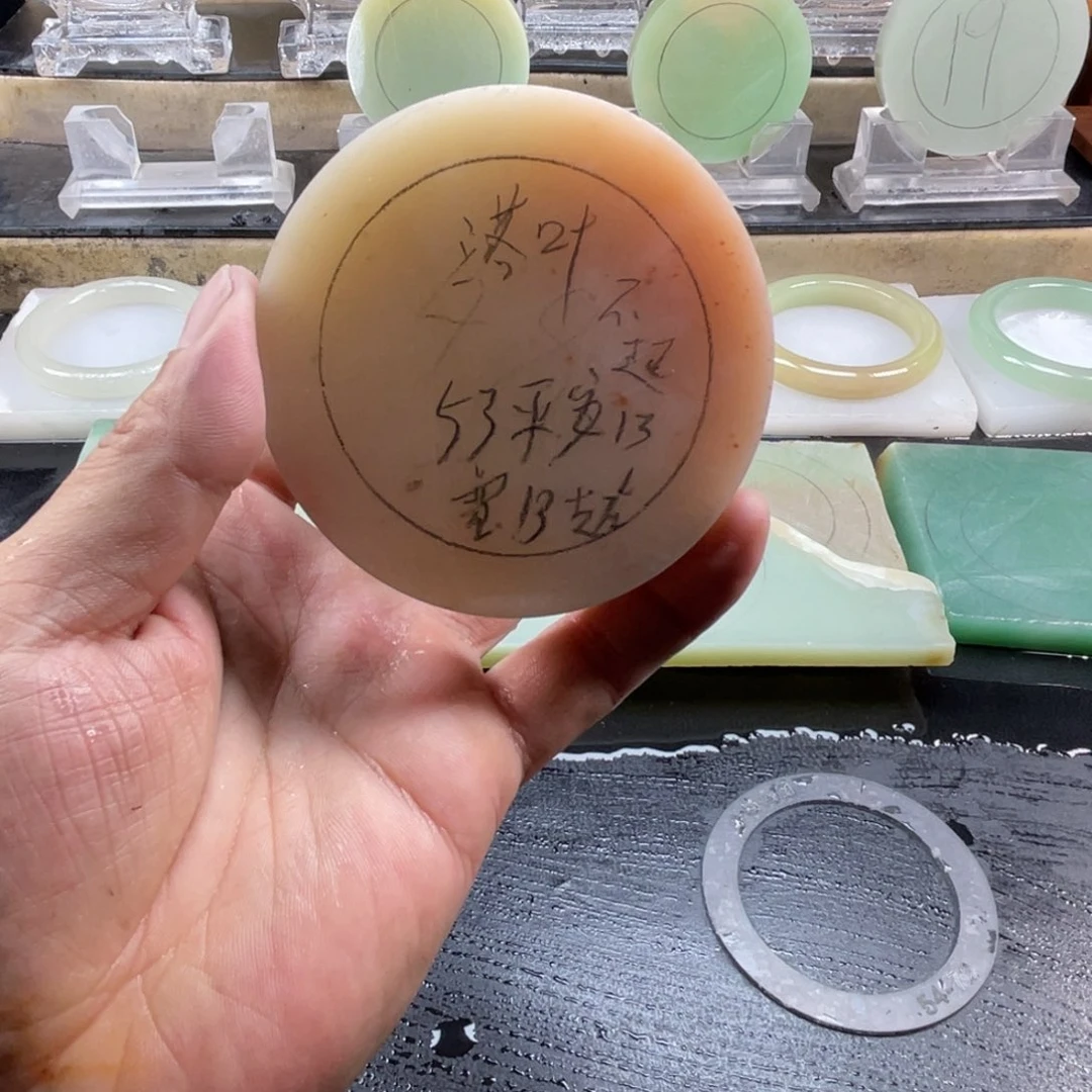 【闪购商品】定制石英质玉?**?加工定制