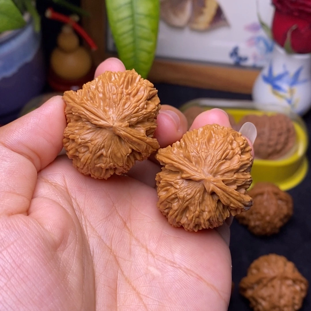 文玩核桃把件35球白