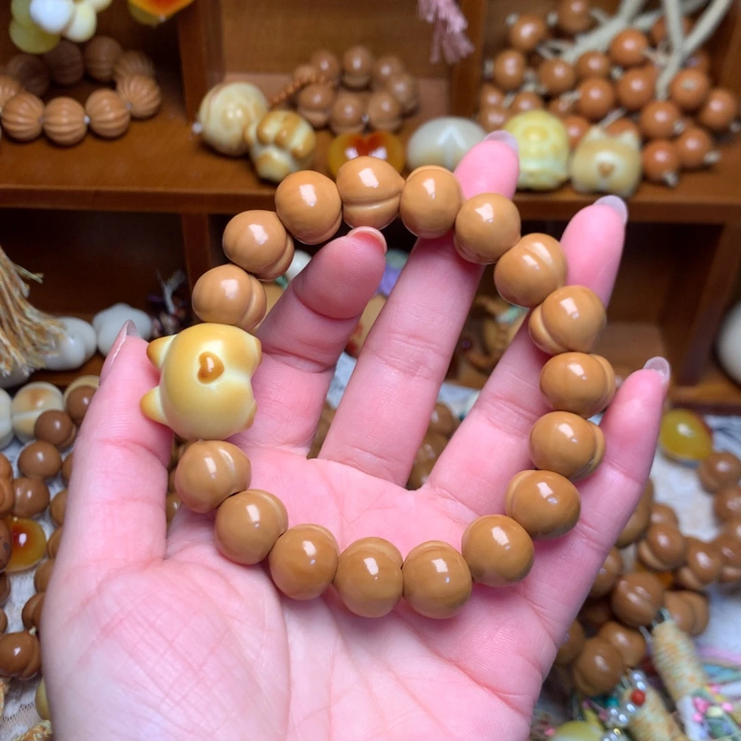 猴头核桃吊坠新款13屁桃手串柯基