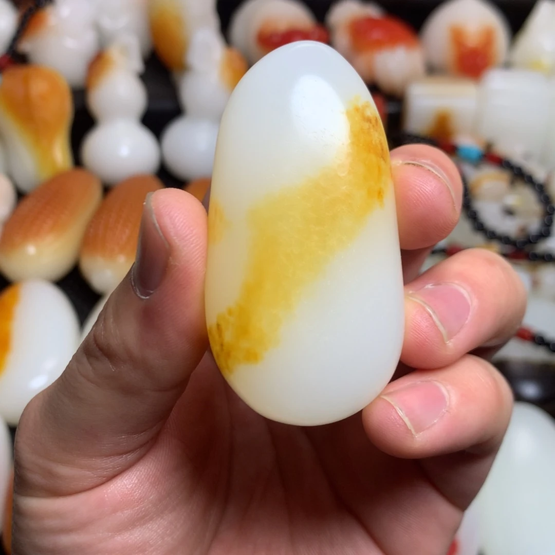 新疆戈壁石五彩石