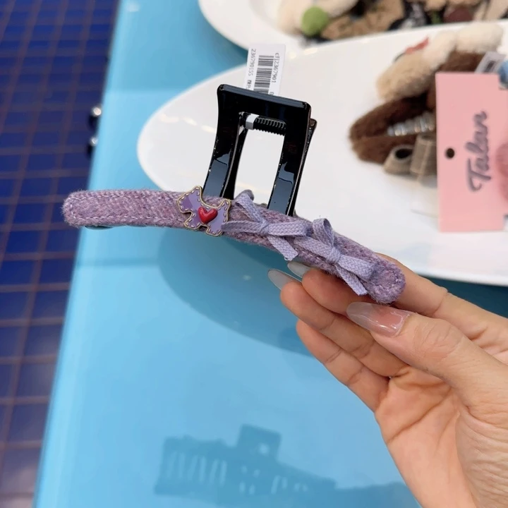 非金属布艺紫色小狗抓夹