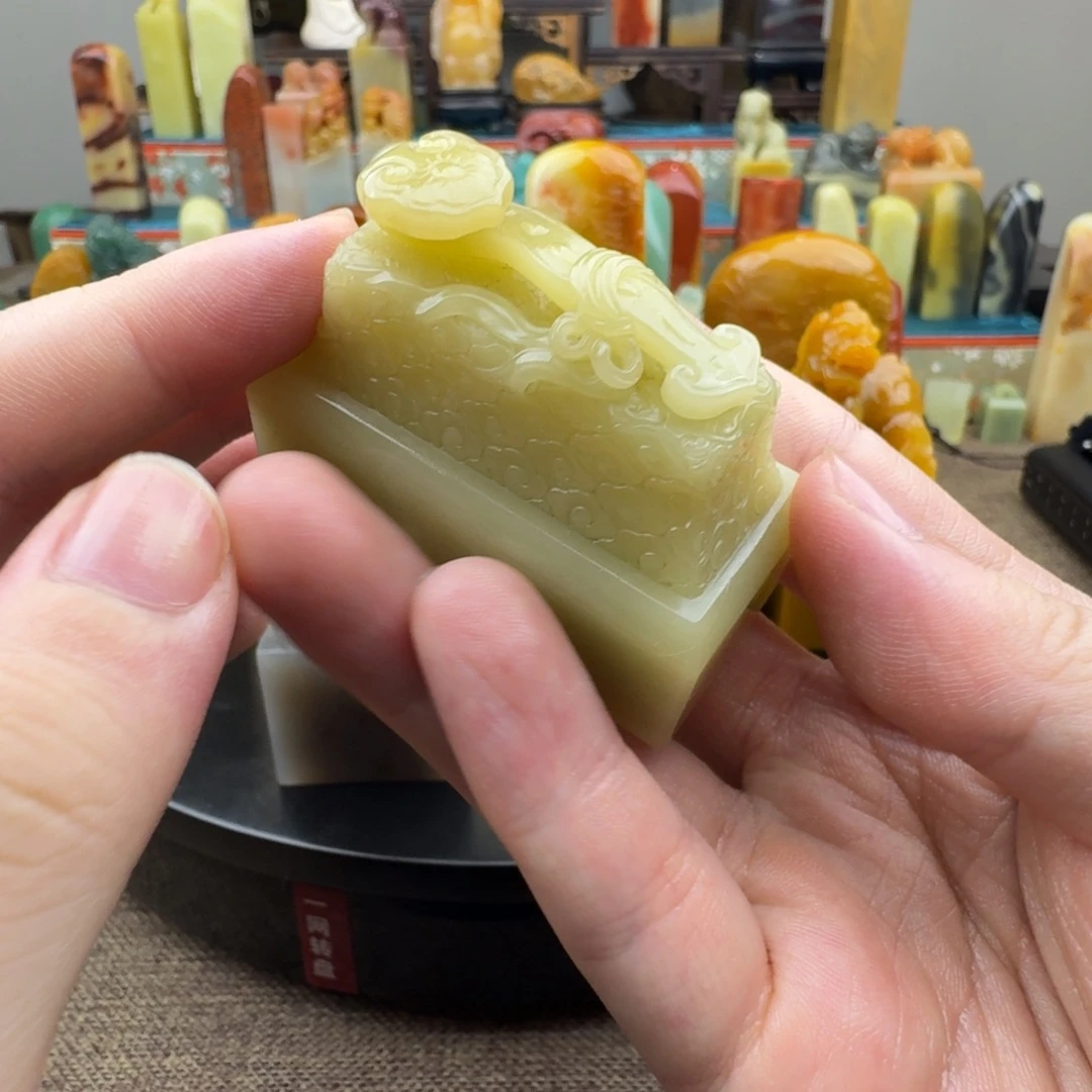 方***向寿山石印石青田玉如意064