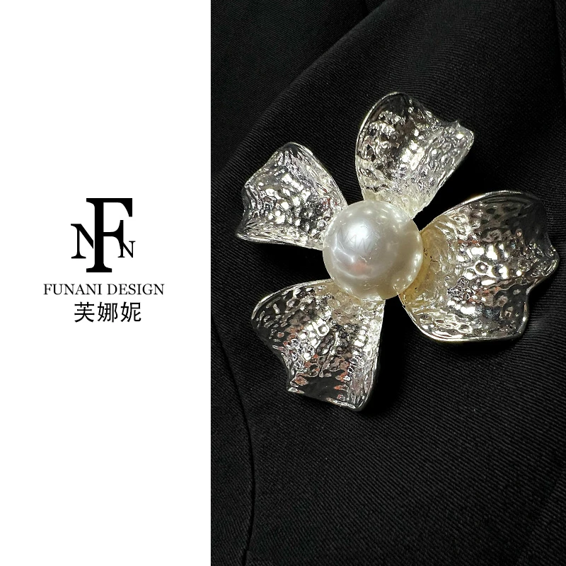 合金胸针 FNN【优雅盛典】胸针百搭衣服别针西服装饰品F2520042E