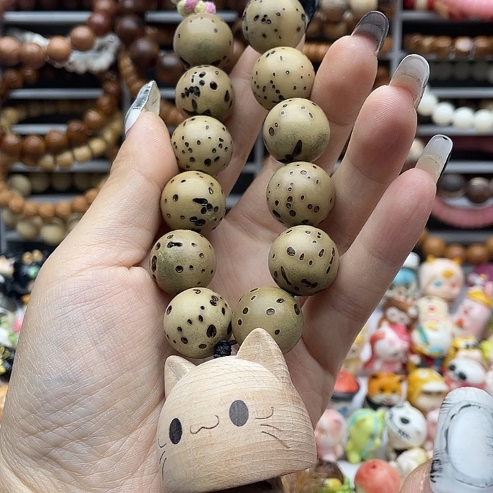 非金属手持一个和配饰