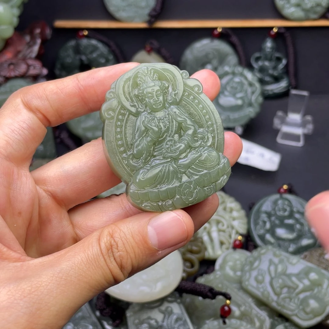 和田玉颈饰未镶嵌