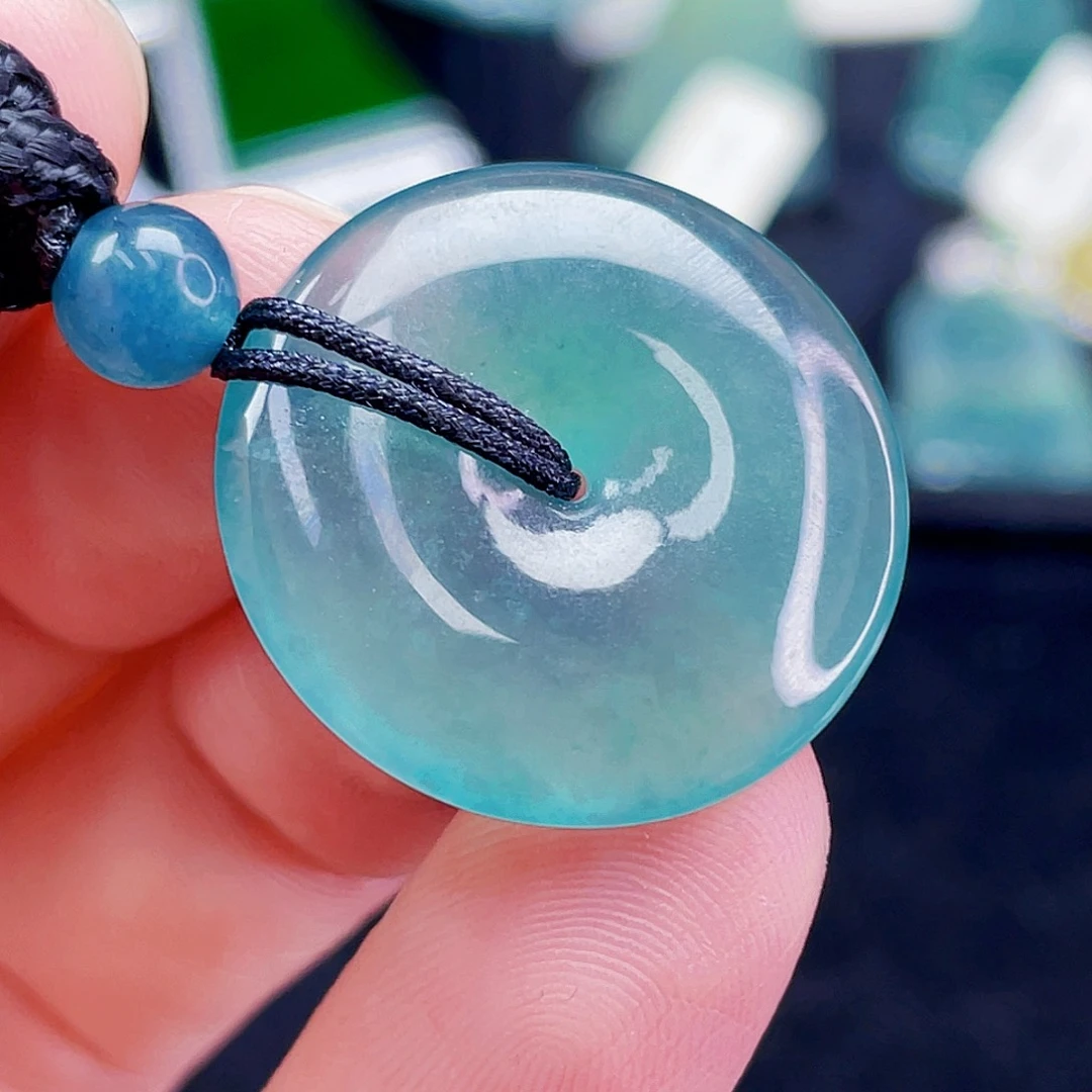 翡翠未镶嵌颈饰15