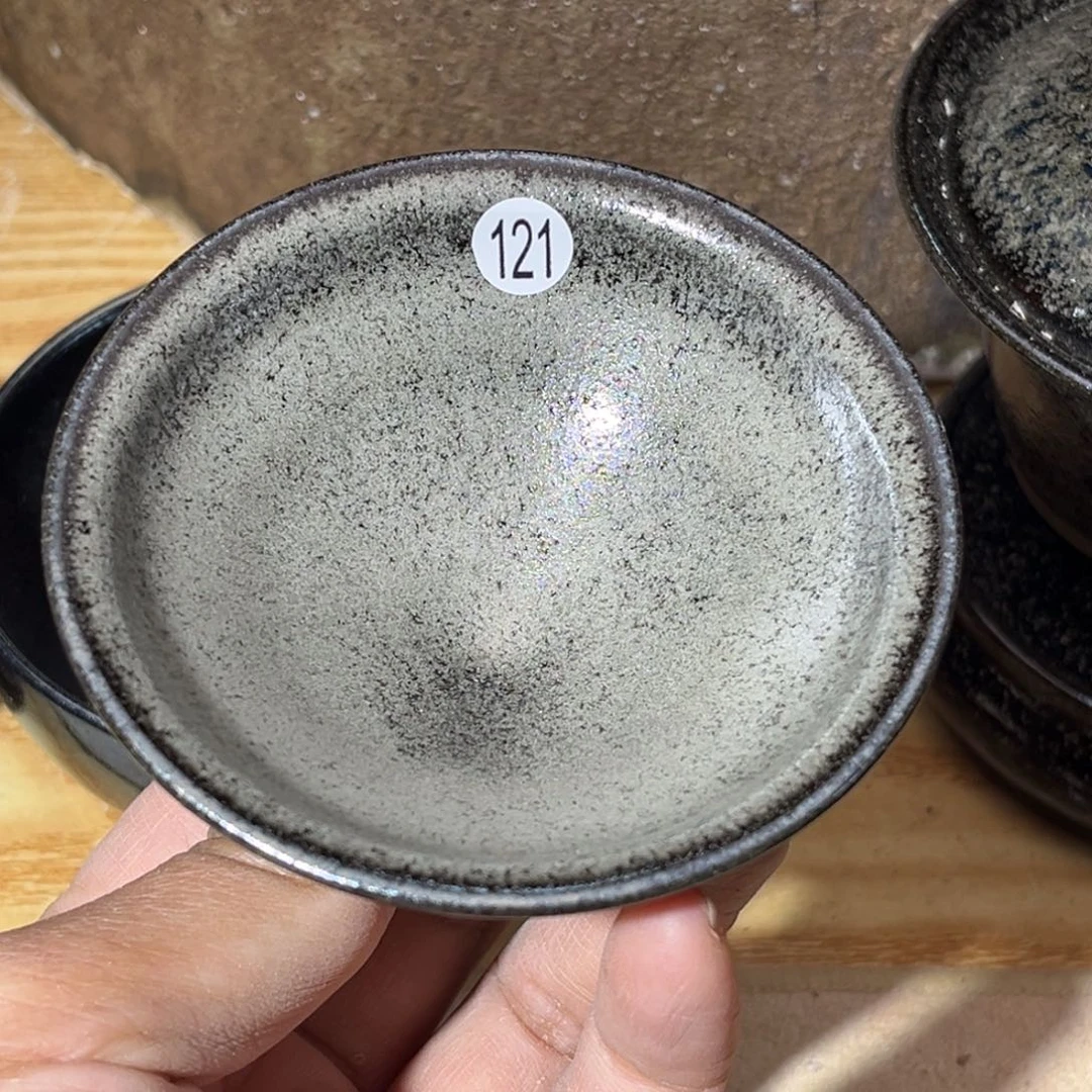 茶盏义兴龙窑坚持真柴烧