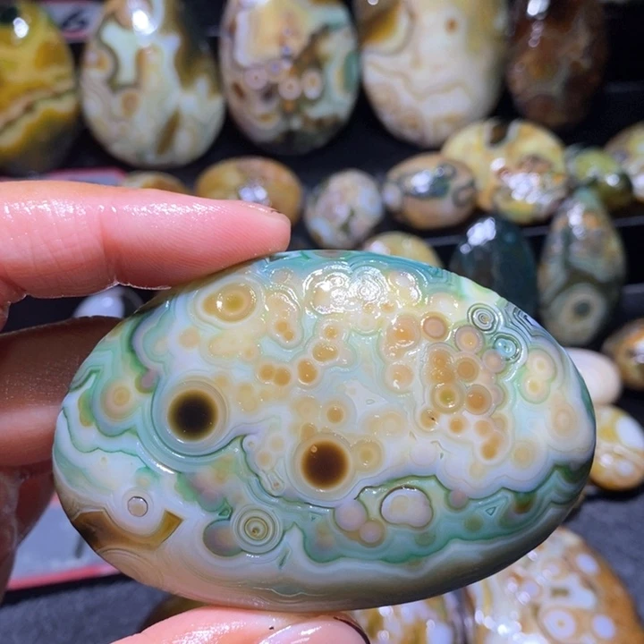 玛瑙/玉髓玛瑙吊坠未镶嵌