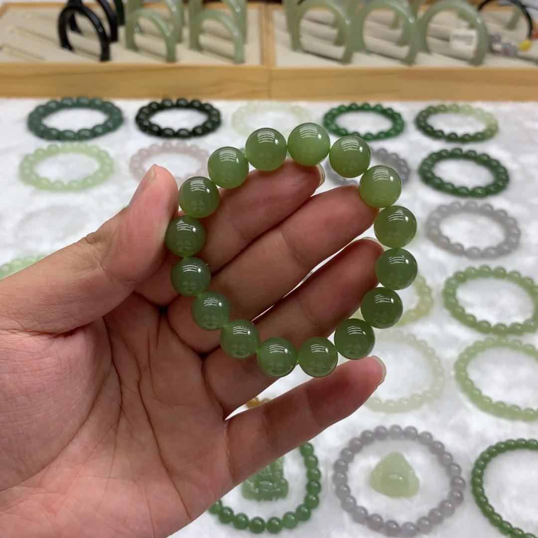未镶嵌手串和田玉（冰湖水绿11.8）