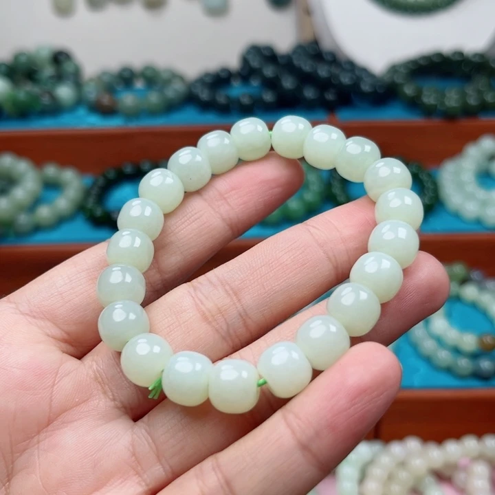 和田玉未镶嵌手链卡10