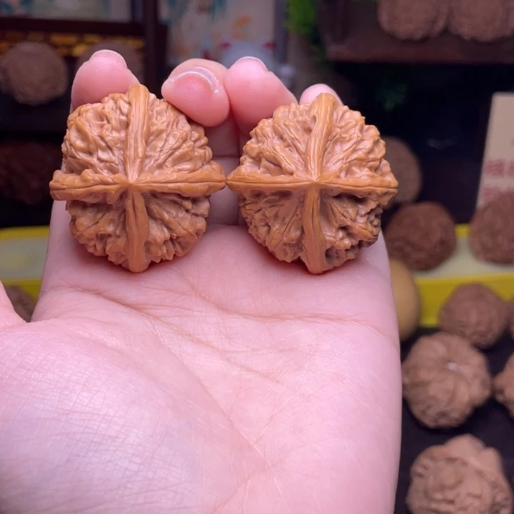 桃核把件玉玺四棱闪购7