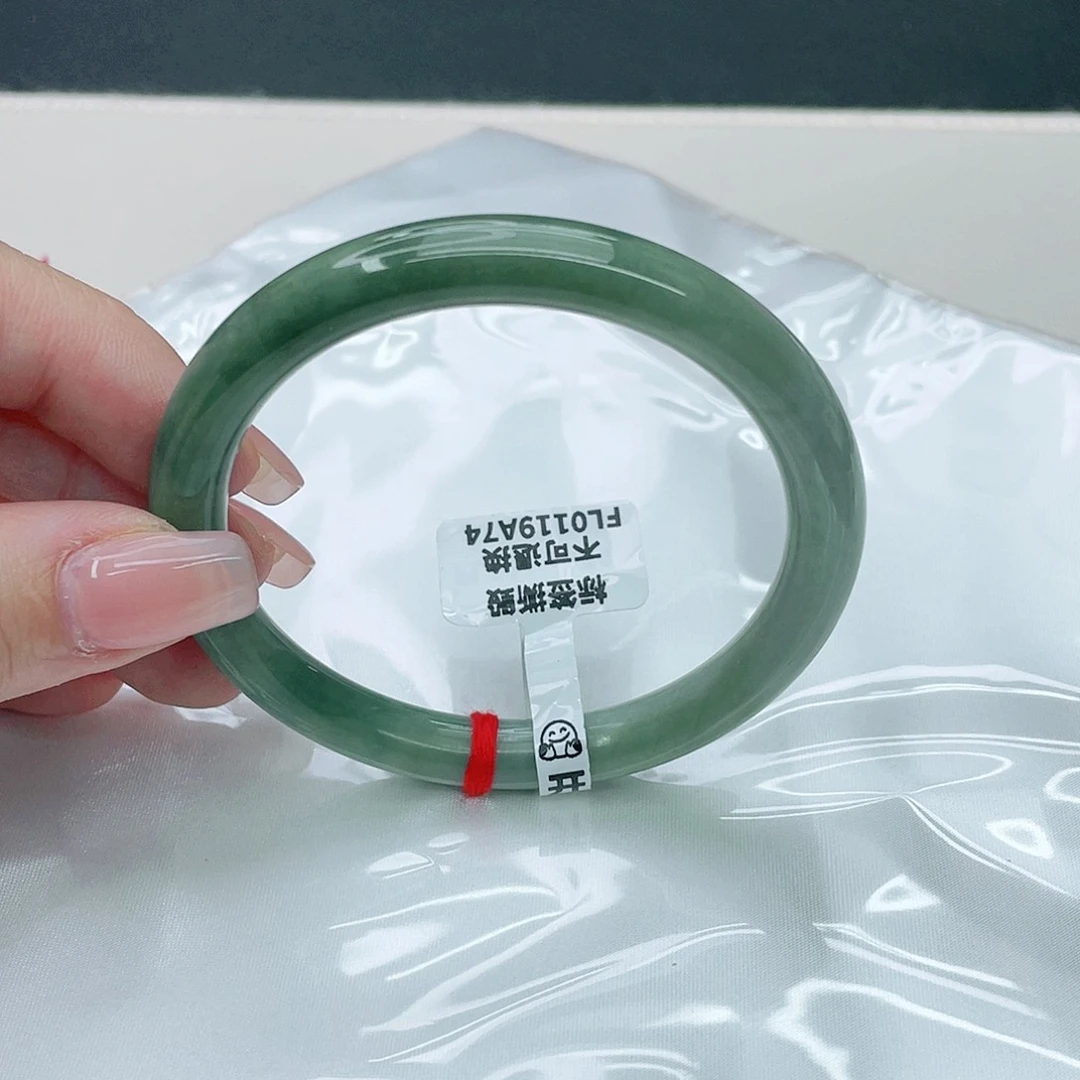 翡翠手镯未镶嵌圆58