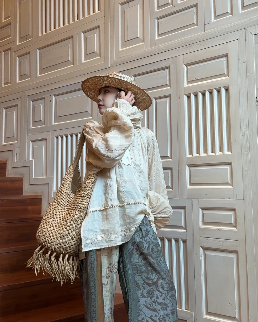 【冰冰款】微胖大码 重工立体绣花老钱麻料宽松大版上衣 250553