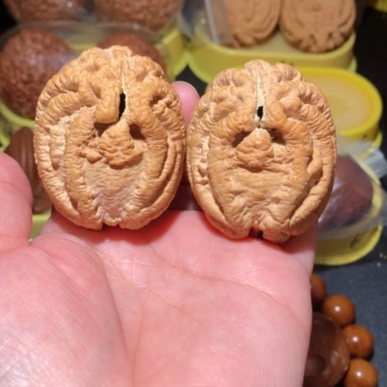 文玩核桃把件乾坤鬼脸核桃