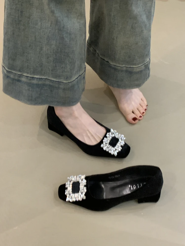 XLY-6206-23粗跟高跟鞋女2025年冬季法式水钻方扣保暖通勤工作鞋