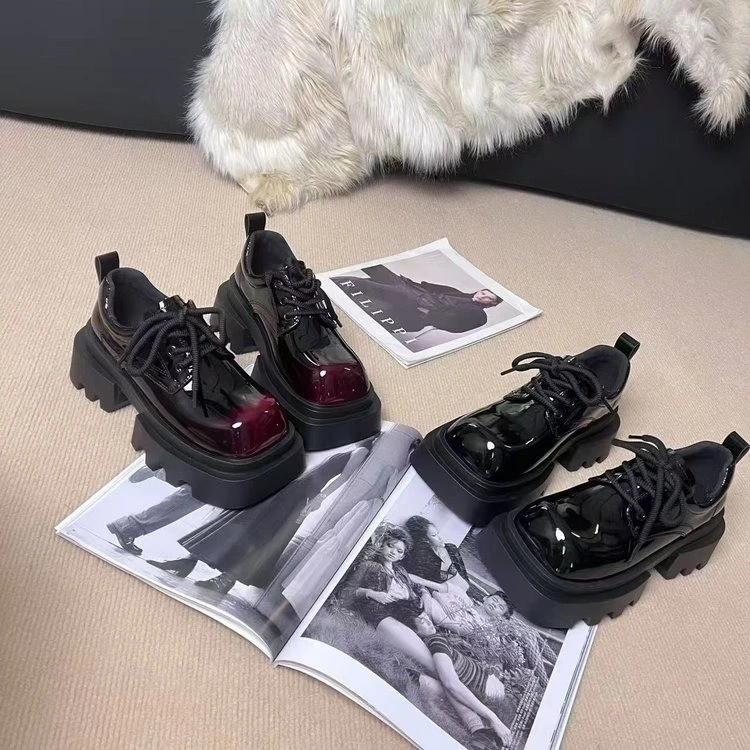 车厘子擦色单鞋女2025新款乐福鞋英伦风厚底增高粗跟大头KJ小皮鞋