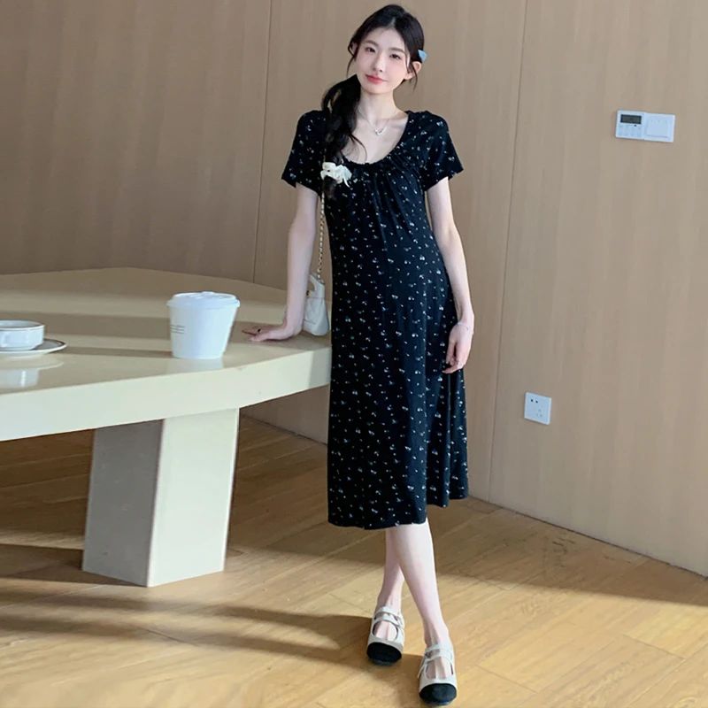 孕妇连衣裙2025夏季韩版新款时尚气质甜美宽松大码碎花中长款裙子