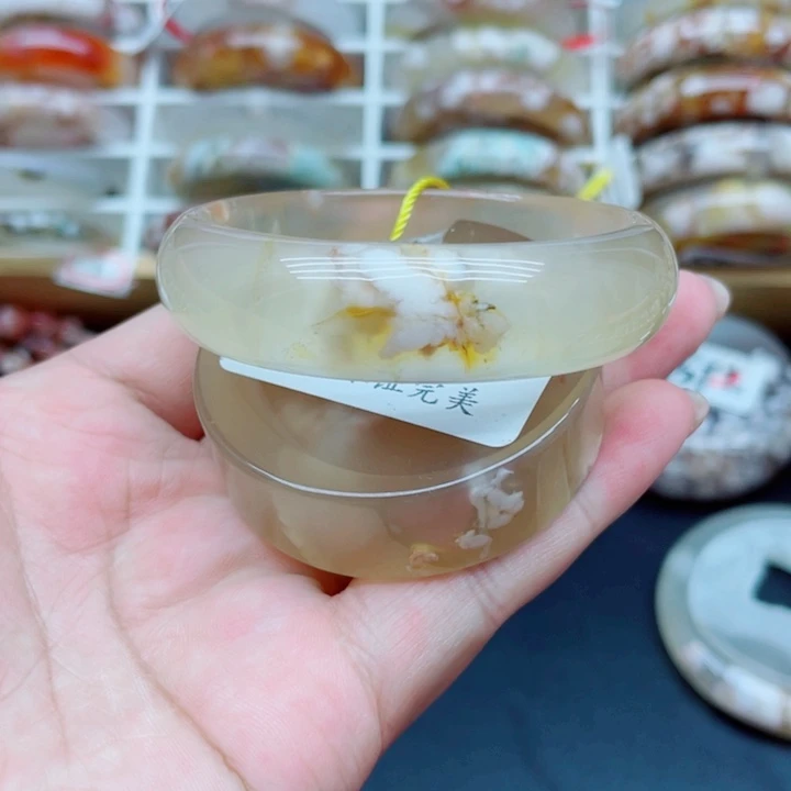 手镯玛瑙/玉髓未镶嵌54.6