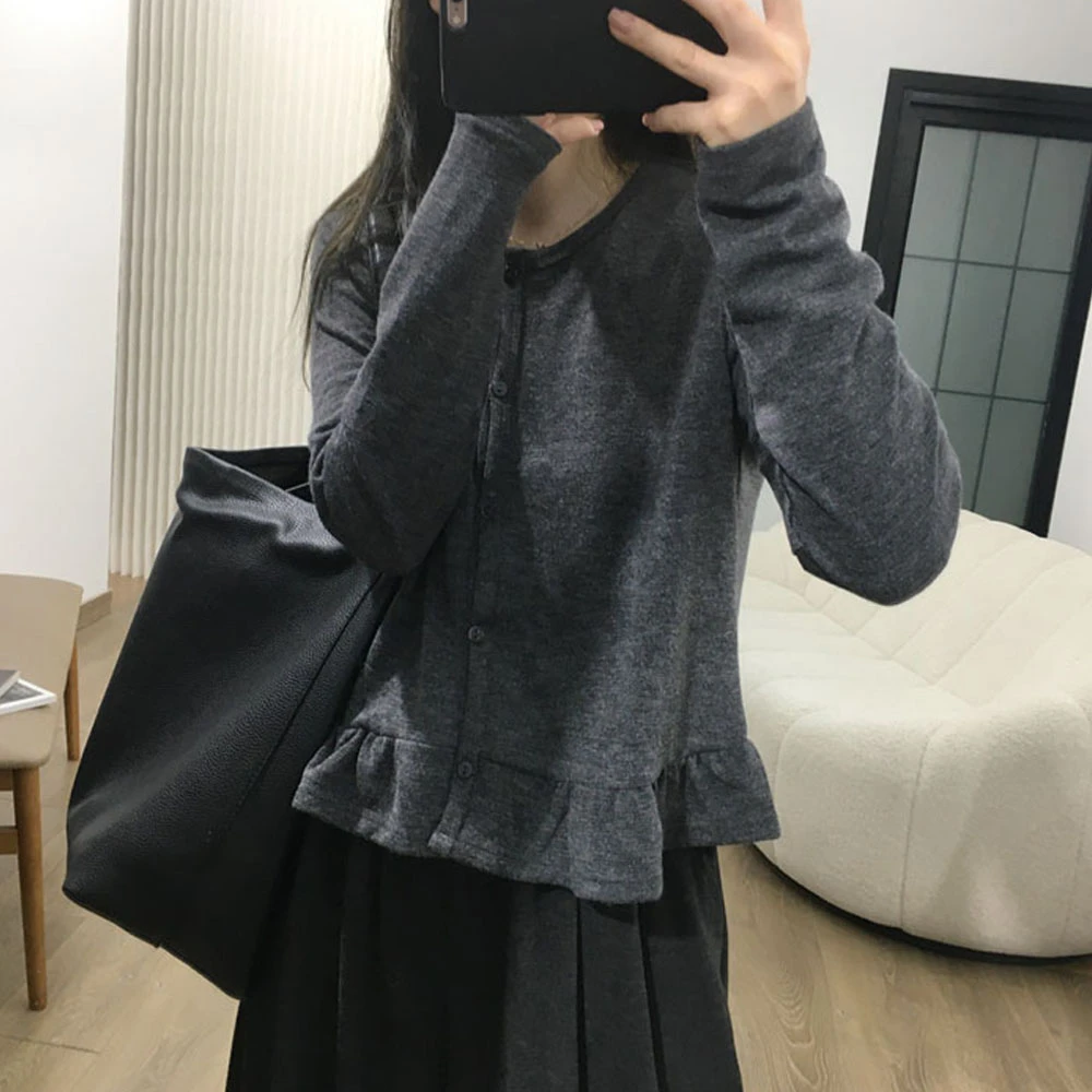 别致木耳边T恤小衫女2025秋季韩系内搭长袖温柔风圆领打底衫上衣