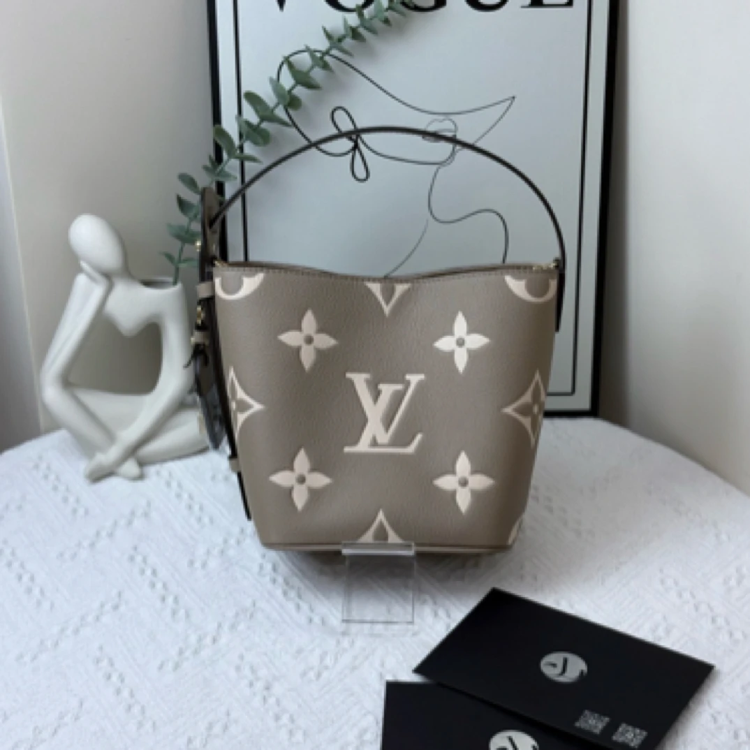 99新 LouisVuitton/路易威登 all in bb 大象灰 芯片款/JWC128