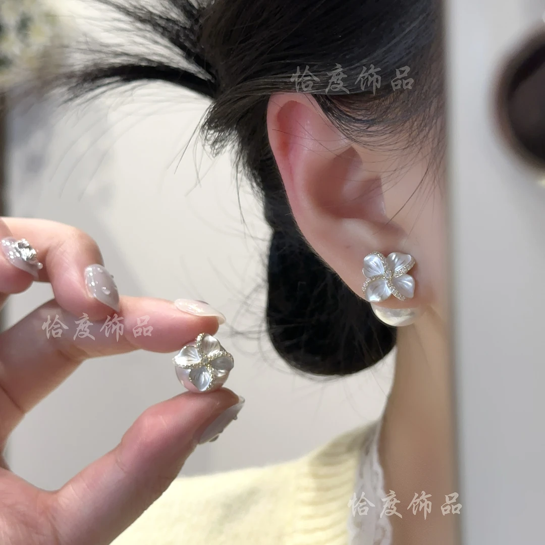 铜合金仿珍珠耳饰 【恰度】两戴款温柔花朵珠珠耳钉优雅气质