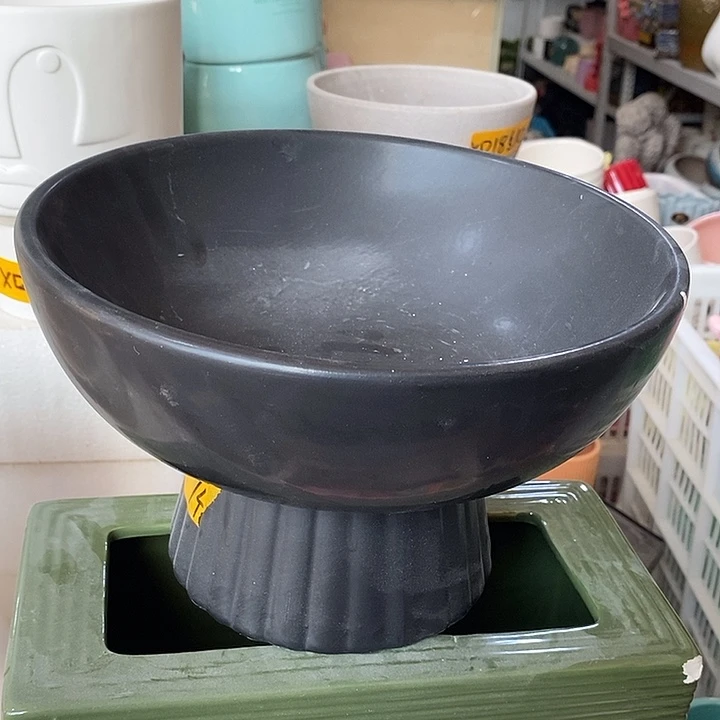 陶摆件陶盆有孔 瑕疵针孔漏釉介意勿拍外口 22外高14